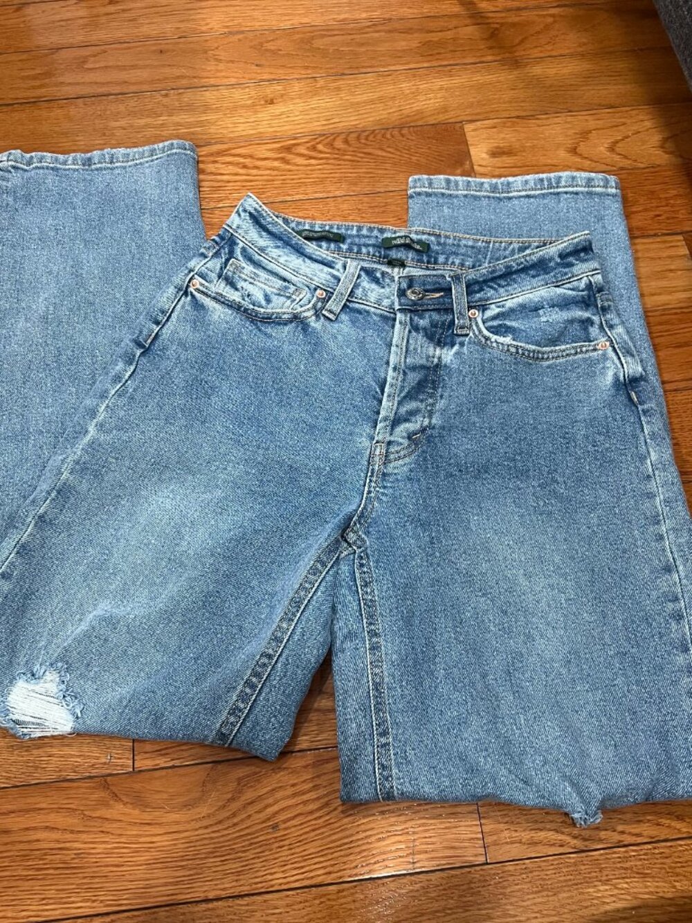 Target Wild Fable light wash ripped stretch women jeans denim Size 0 brand new